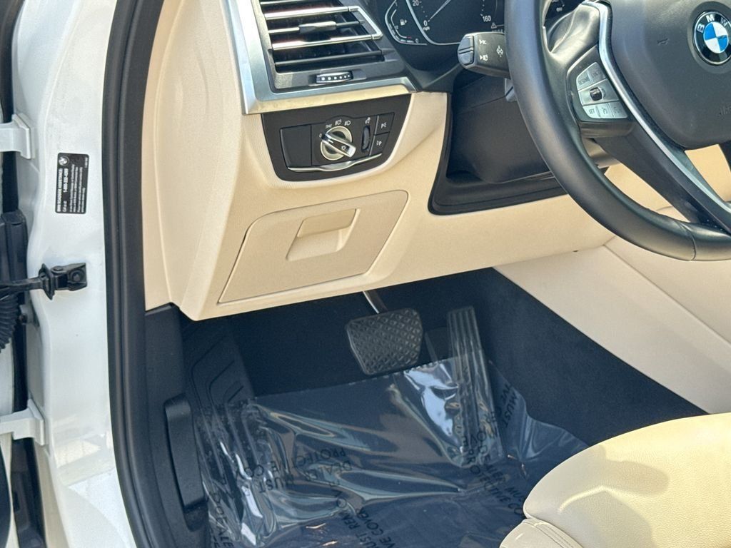 Used 2022 BMW X3 sDrive30i w/ Convenience Package RWD image 17
