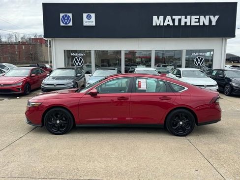 Used 2023 Honda Accord LX image 2