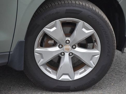 Used 2015 Subaru Forester 2.5i Premium w/ All-Weather Package image 39