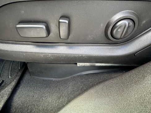 Used 2015 Buick Enclave Leather AWD/4WD image 11