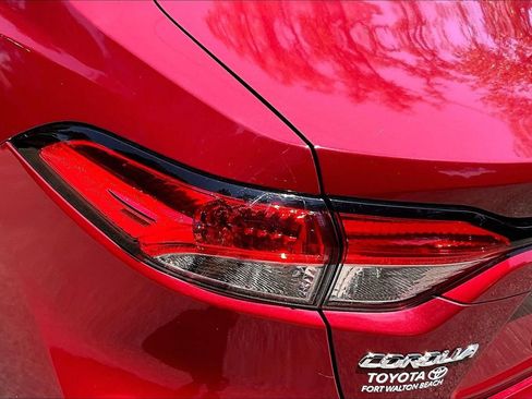 Used 2023 Toyota Corolla LE w/ LE Premium Package FWD image 19