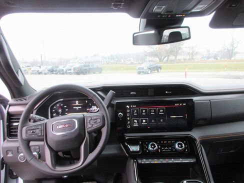 New 2026 GMC Sierra 3500 AT4 AWD/4WD image 15