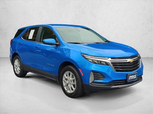 Used 2024 Chevrolet Equinox LT image 3