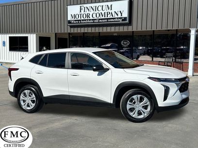 Used 2025 Chevrolet Trax LS