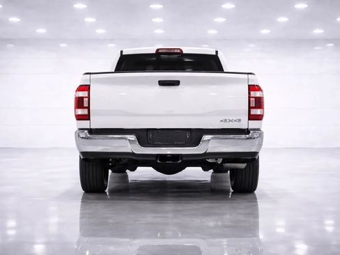 Used 2022 RAM 2500 Laramie AWD/4WD image 4