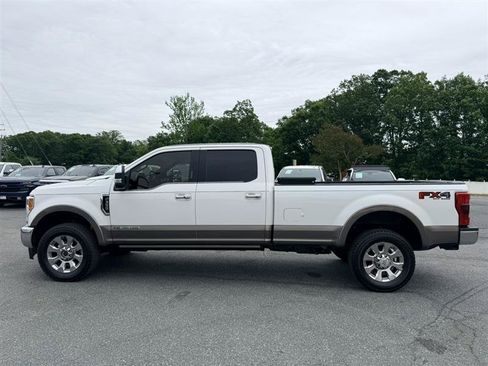 Used 2018 Ford F350 King Ranch w/ King Ranch Ultimate Package AWD/4WD image 8