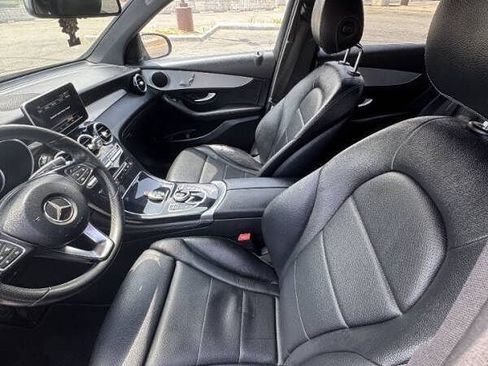 Used 2017 Mercedes-Benz GLC 300 image 14