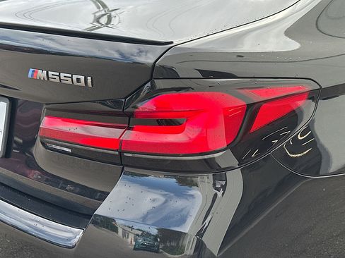 Used 2023 BMW M550i xDrive AWD/4WD image 22