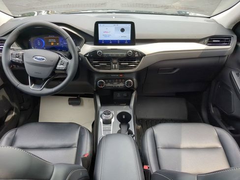 Used 2022 Ford Escape SEL w/ Technology Package image 11