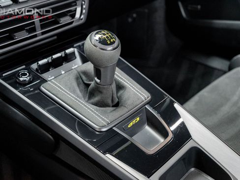 Used 2022 Porsche 911 GT3 RWD image 17
