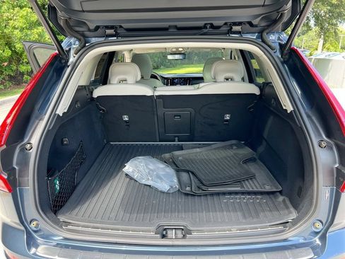 Used 2025 Volvo XC60 B5 Ultra w/ Protection Package Premier AWD/4WD image 21