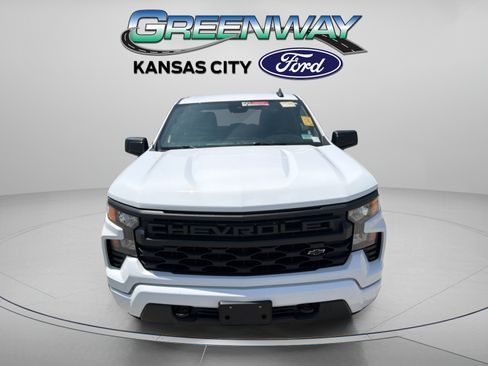 Used 2024 Chevrolet Silverado 1500 Custom w/ Turbomax Blackout Package AWD/4WD image 2