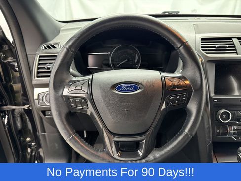 Used 2019 Ford Explorer XLT w/ Equipment Group 202A AWD/4WD image 14
