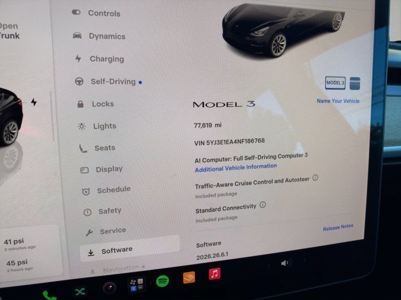 Used 2022 Tesla Model 3 Standard Range RWD image 15