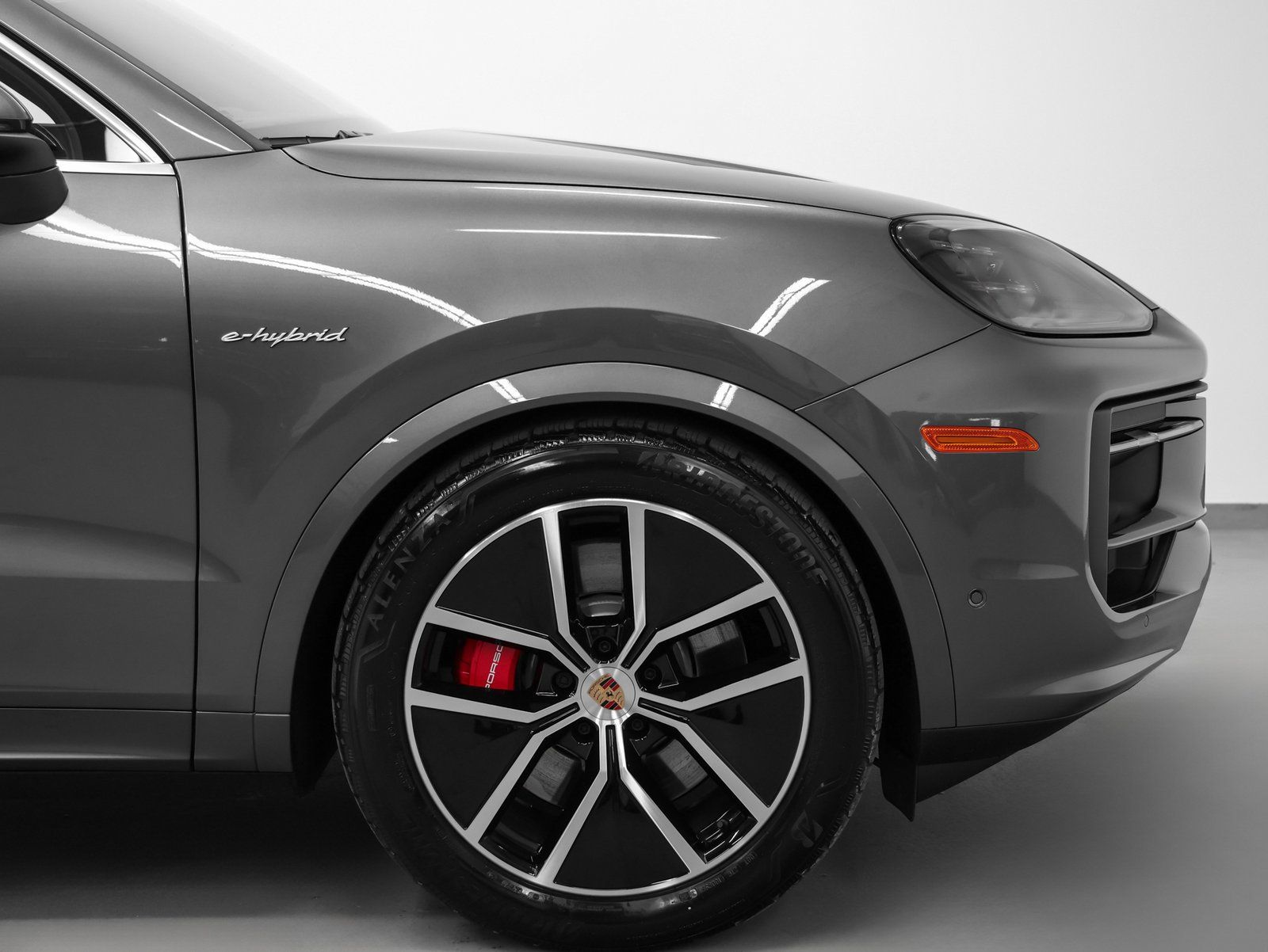 Certified 2026 Porsche Cayenne S AWD/4WD image 15