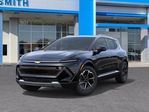 New 2025 Chevrolet Equinox EV LT image 6