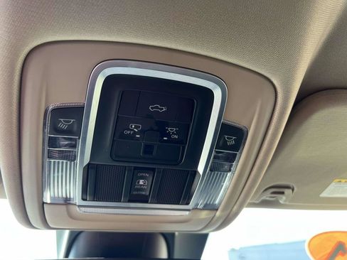 Certified 2021 RAM 1500 Laramie image 36