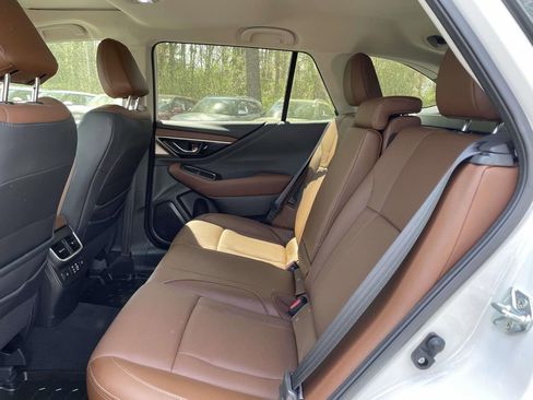 Used 2024 Subaru Outback Touring XT w/ Popular Package #2 image 11