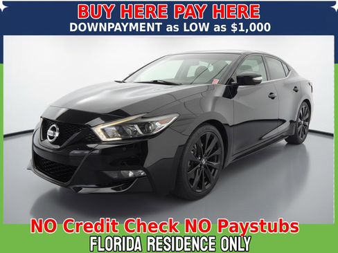 Used 2018 Nissan Maxima SR w/ Midnight Edition image 2