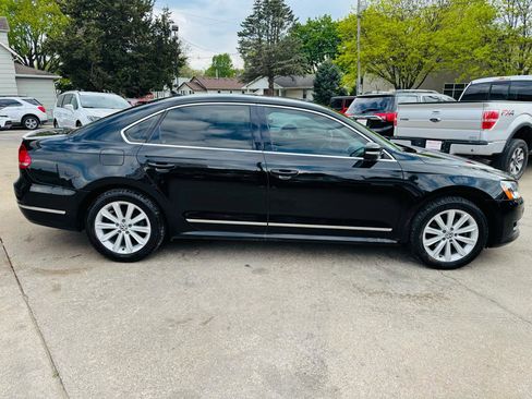 Used 2013 Volkswagen Passat 2.5 SEL FWD image 2