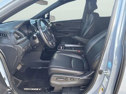 Used 2024 Honda Odyssey Sport image 16