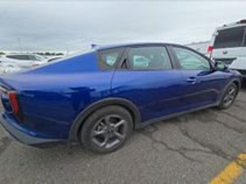 Used 2025 Kia K4 FWD image 11