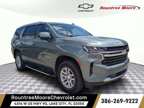 Used 2024 Chevrolet Tahoe LT RWD image 1