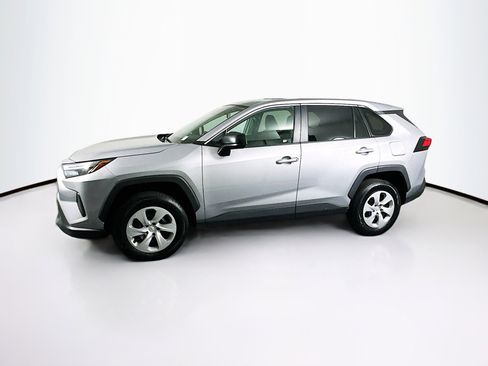 Used 2024 Toyota RAV4 LE image 4