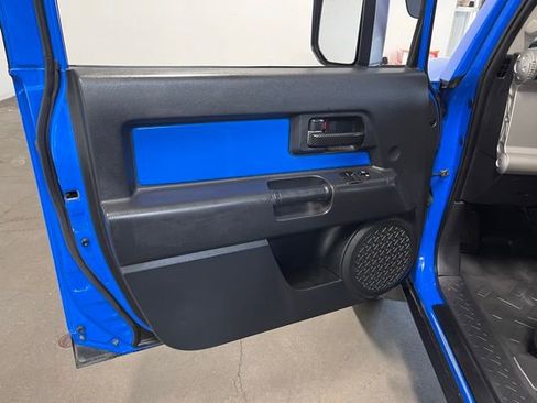 Used 2008 Toyota FJ Cruiser 2WD image 18