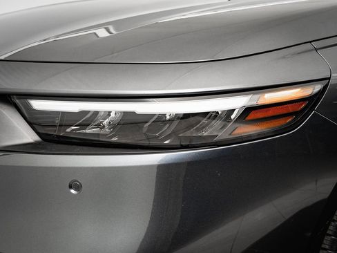 Used 2023 Honda Accord Touring image 15