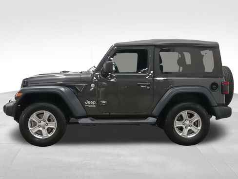 Used 2020 Jeep Wrangler Sport AWD/4WD image 9