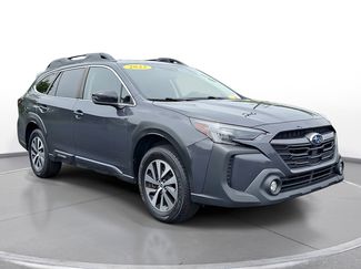 Used 2023 Subaru Outback Premium AWD/4WD video 1