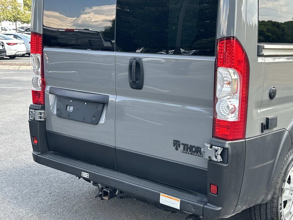 Used 2025 RAM ProMaster 1500 w/ Quick Order Package 22H SLT+ FWD image 13