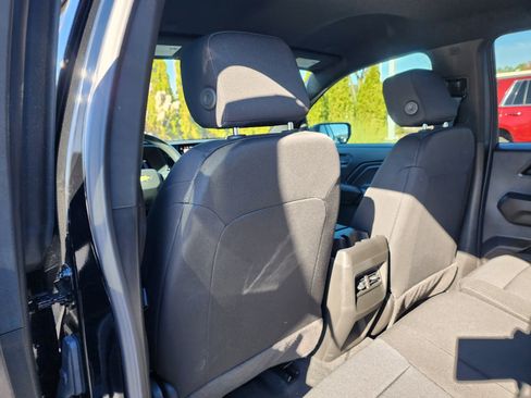 Used 2026 Chevrolet Colorado W/T w/ WT Custom Package image 16