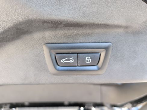 Certified 2024 BMW X7 xDrive40i image 42