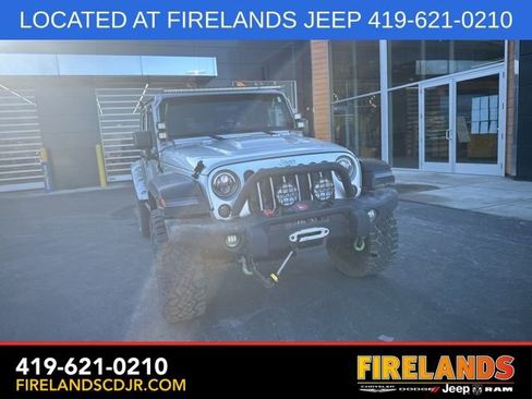 Used 2012 Jeep Wrangler Unlimited Rubicon image 4