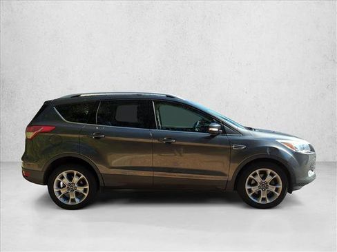 Used 2015 Ford Escape Titanium image 4