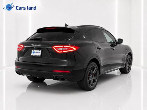 Used 2019 Maserati Levante S AWD/4WD image 3