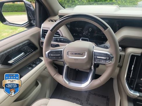 New 2026 GMC Yukon XL Denali w/ Denali Reserve Package AWD/4WD image 18