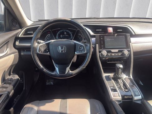 Used 2017 Honda Civic EX-L image 10