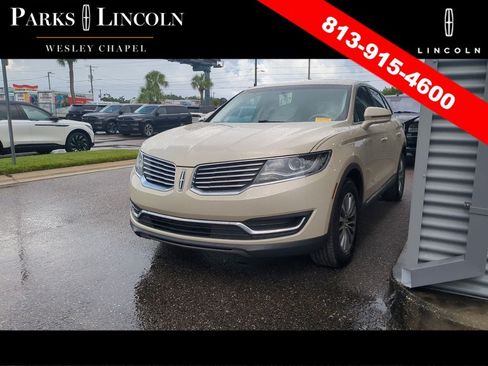 Used 2016 Lincoln MKX Select w/ Select Plus Package FWD image 10