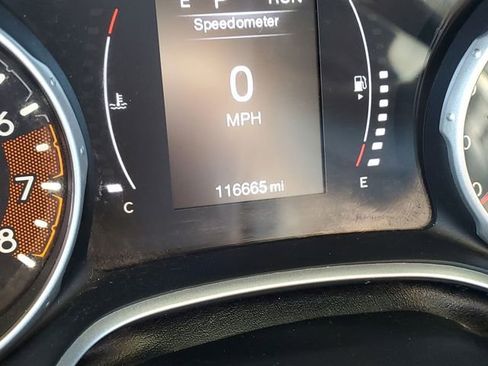 Used 2021 Jeep Compass Latitude FWD image 11