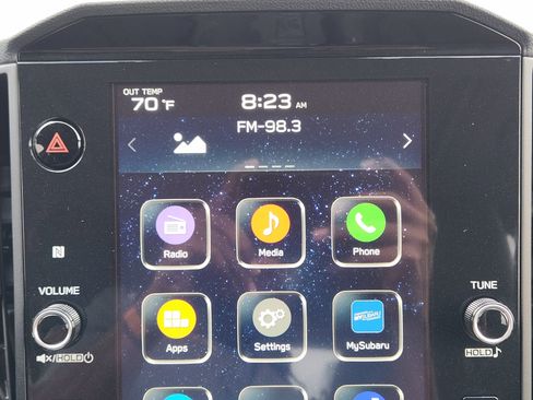 Used 2024 Subaru Crosstrek 2.0i Premium image 17