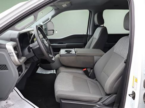 Used 2025 Ford F250 XLT w/ FX4 Off-Road Package image 13