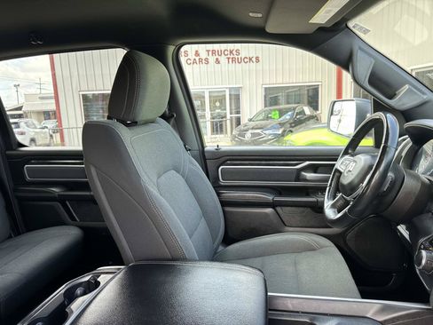 Used 2022 RAM 1500 Big Horn AWD/4WD image 10