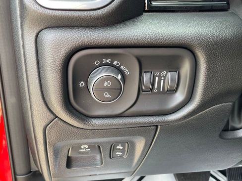 Used 2025 RAM 1500 Laramie w/ Night Edition AWD/4WD image 12