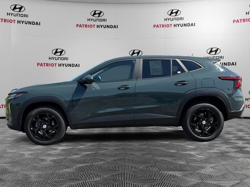 Used 2025 Chevrolet Trax LS w/ LS Convenience Package FWD image 6