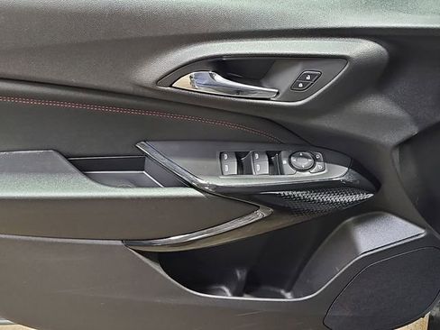 New 2025 Chevrolet Trax RS w/ Sunroof Package image 22