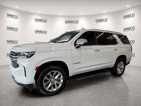 Used 2021 Chevrolet Tahoe Premier w/ Premium Package RWD image 3