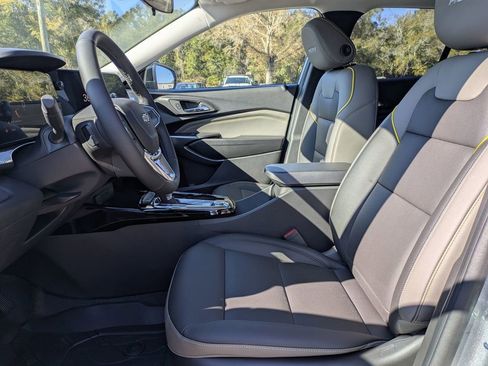 New 2026 Chevrolet Trax ACTIV w/ Driver Confidence Package image 14
